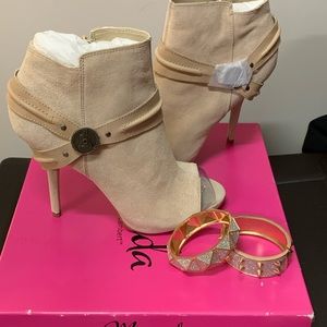 Miranda Lambert Booties